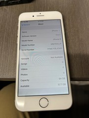 Apple iPhone 8 64GB – White MQ732LL/A with original box cord/earbuds Verizon