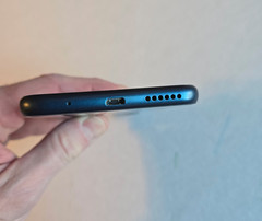 Motorola Moto E 2020 Blue 32GB 2GB RAM 6.2” 13MP Camera (xfinity locked) – Good