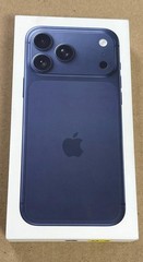 APPLE IPHONE 17 PRO MAX 256GB DEEP BLUE (CARRIER UNLOCKED) BRAND NEW SEALED.