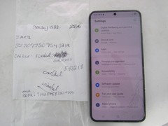 Samsung Galaxy S22 Unlocked 256GB SM-S901U SM-S901U Cracked Glass Clean IMEI