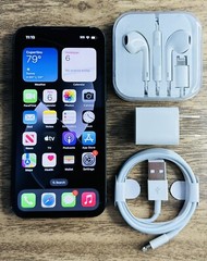 Apple iPhone 13 – 256GB – Midnight Factory Unlocked – Good Condition