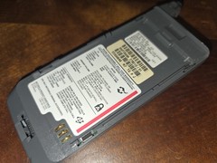 Motorola Profile 300 CellSTAR Cell Phone with Ni Cd Battery and Antenna
