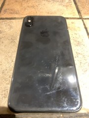 Apple iPhone XS – 64GB – Space Gray (Unlocked) A1920 (CDMA + GSM)