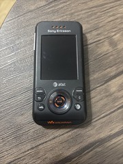 Retro 2000s Sony Ericsson Walkman W580i – Slider Mobile Phone for Parts Untested