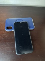 Apple iPhone X – Space Gray (A1865) Cracked for Parts or Repair