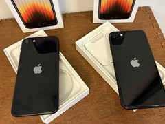 2 Apple iPhone SE 2nd Gen 64GB Black Unlocked Boxes Cases 84% 85% Battery w/misc