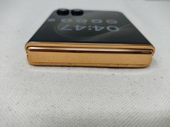 Motorola Razr+ 2024 – Unlocked – Mocha Mousse- 256GB