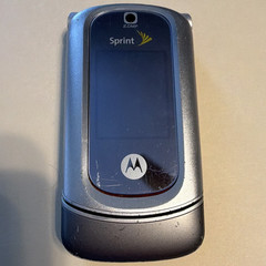 Motorola RAZR Sprint Silver Flip Phone 2.0MP Camera CDMA2000 1xEV-DO 5MB