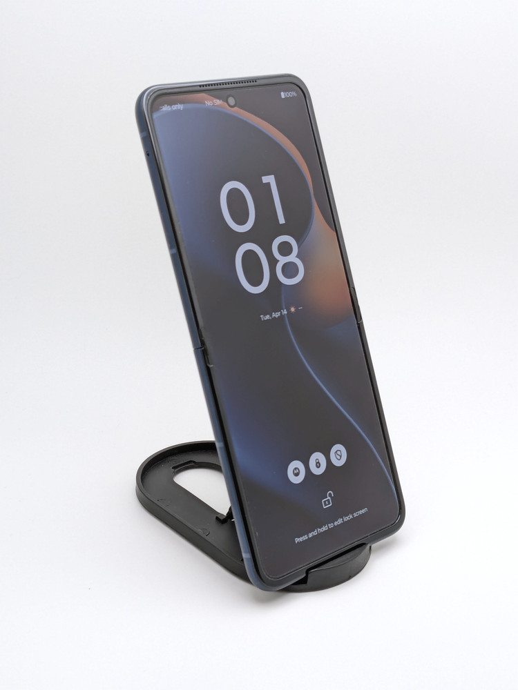 Motorola Razr 2025 XT2553V 256GB Great Condition | Blue | VERIZON ONLY