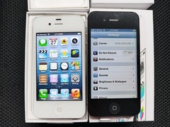 Apple iPhone 4s 8/16/32/64GB Black/White UNLOCKED – Working Grade