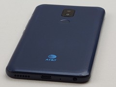 AT&T Motivate 2 (EA211002) 32GB – Blue (GSM Unlocked) (AT&T) – CRACKED – B419