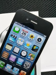 Apple iPhone 4s 8/16/32/64GB Black/White UNLOCKED – Working Grade