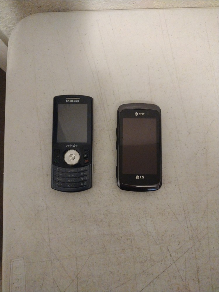 Samsung Messager II SCH-R560 & LG AT&T Gt550 cell phones Parts/Not Working. C