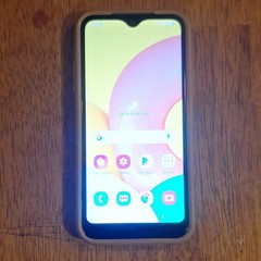 Samsung Galaxy A01 16GB Black SM-A015AZ 13MP Micro USB 3.5mm