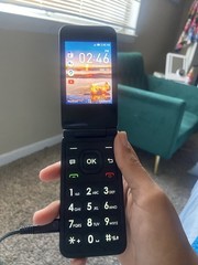 AT&T U102AA Flip Phone KaiOS 4G LTE 2.8in 2MP Black Wi-Fi Bluetooth