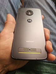 MOTOROLA MOTO Z4 128GB GRAY XT1980-4 NO POWER / BROKEN SCREEN Verizon