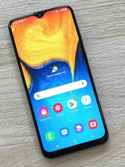 Brand New✨Samsung Galaxy A20✨SM-A205U 32GB+ 3GB Black 6.4″ Unlocked Smartphone