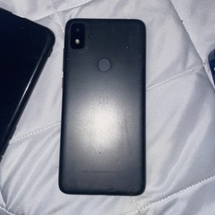 T Mobile Revvl 4 Phone crack in Screen 32gb