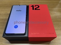 Unlocked OnePlus 12 5G 512GB/1TB 6.82” DualSIM Android14 IP65 Googleplay Phone