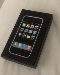 Apple 1st Generation iPhone 2G – 8 GB MA712LL/A A1203 – Pristine Condition
