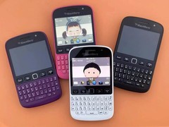 BlackBerry 9720 3G WIFI 5MP Camera FM Radio GPS Black/Pink Unlocked Cellphone