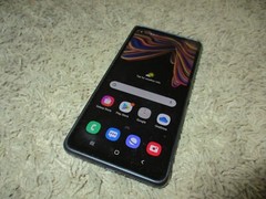 SAMSUNG XCover Pro Black Cell Phone Verizon 64GB SM-G715U (Plug Doesn’t Stay In)