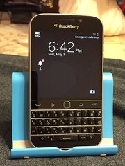 BlackBerry Classic -16GB -Black (Unlocked) –9/ 10 MINT CONDITION – ON SALE !!!
