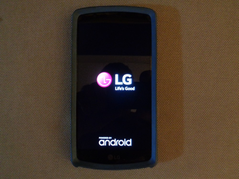 LG G4 VS986LD – 32GB – Black (Verizon) Smartphone for parts