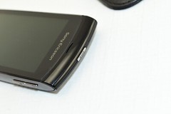 Sony Ericsson Vivaz Cell Phone U5i Cosmic BLACK – w/ Papers