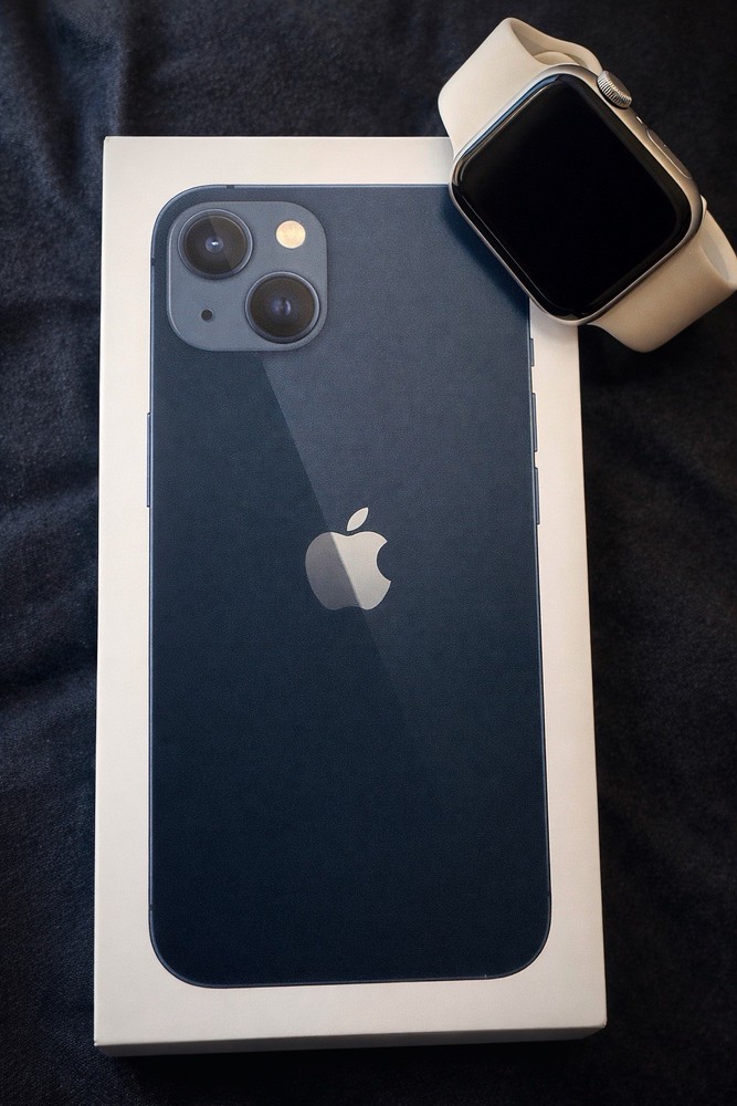 iPhone 13