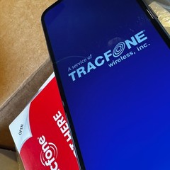 Samsung Galaxy A01 16GB SM-S111DL (GP) (Tracfone) Black, Original Box + Accessor