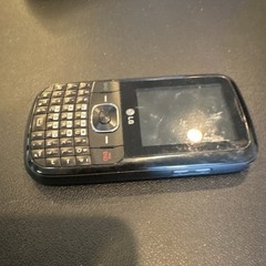 LG 500G Black Bar Phone – Used Powers On As Is