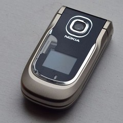 Nokia 2760B Flip Phone Fido Locked For Parts very good physical doesn’t power on