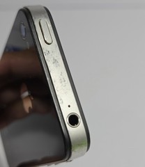 Apple iPhone 4 – 16 GB – Black (Verizon) Used