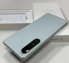 global Unlocked Sony Xperia 1 IV (5G) 256/512GB 6.5″ XQCT62-B/XQ-CT54/XQ-CT72