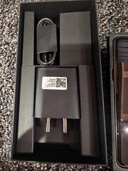 Motorola Signature 5G 512GB 16GB RAM Martini Olive Unlocked with extras