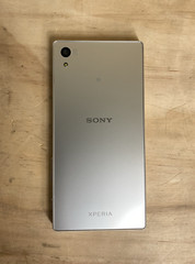 LOT OF 2 Sony Xperia Z5 Dual E6683 32GB Smartphone + Sony Xperia Z SGP311 Table
