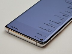 OnePlus 8 (IN2017) 128GB – Glow (GSM Unlocked) (T-Mobile) – CRACKED – T9557