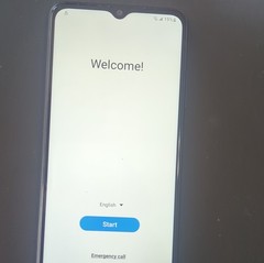 Samsung Smartphone Bar Black USB Type-C Triple Camera Over 20MP