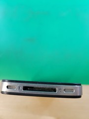 Apple iPhone 4 Tested Working, Back Glass Is Crack