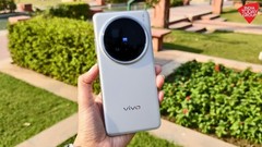 Vivo X200 Ultra 16GB 1TB CN Silver Factory Unlocked 100 % Battery Health |