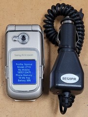 Sony Ericsson Z710i – Gold & Silver (Fido / Unlocked) Super Rare MP3 Flip Phone
