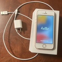 Apple iPhone SE 1st Gen 32GB Unlocked Rose Gold Good Condition