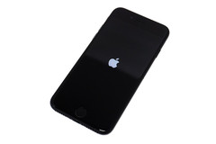 Apple iPhone 7 32GB Black Factory Unlocked A1660 Smartphone 100% Battery Health