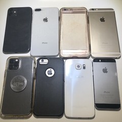 Phone Lot (iPhone Lot) Used 8 Phone Lot For Refurbish And Parts.