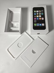 Apple iPhone 5S Space Gray Smartphone Not Turning on Phone Needs Repair A1533