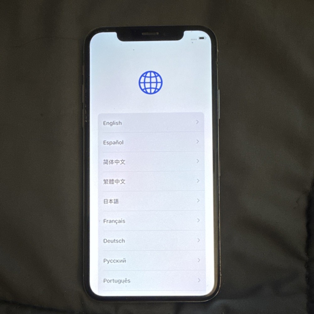 Apple iPhone X 64GB Silver 5.8in 12MP A11 iOS GSM Unlocked A1901