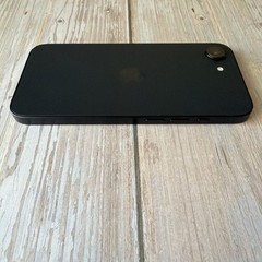 iPhone 16e 128gb ATT, Cricket Only 100% Battery health