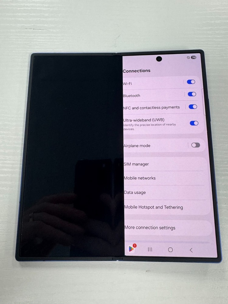 Samsung Galaxy Z Fold 7 – SM-F966U – 512 GB – Blue (Unlocked) – LCD Blacked out