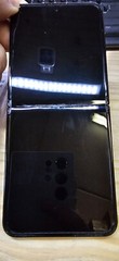 Samsung Galaxy Z Flip4 – 256 GB – Graphite (Unlocked) *PLEASE READ*